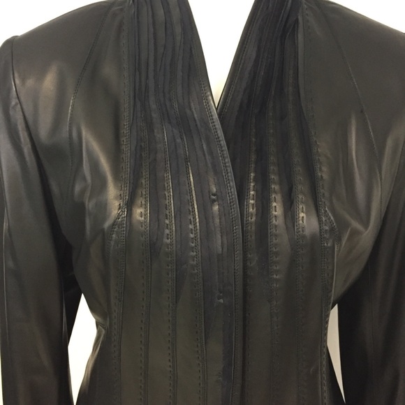 ELIE TAHARI Black Leather Blazer, Size Large - Picture 3 of 8